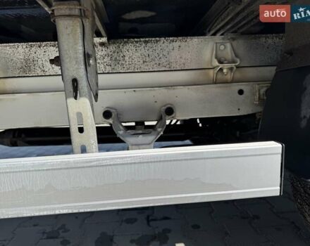 Белый Мерседес Sprinter, объемом двигателя 2.14 л и пробегом 328 тыс. км за 17000 $, фото 4 на Automoto.ua