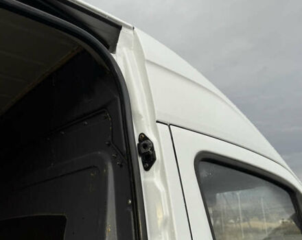 Белый Мерседес Sprinter, объемом двигателя 2.99 л и пробегом 518 тыс. км за 18999 $, фото 49 на Automoto.ua