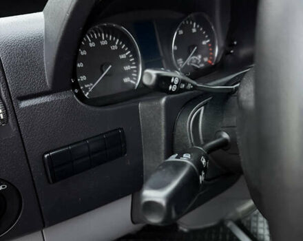 Белый Мерседес Sprinter, объемом двигателя 0 л и пробегом 294 тыс. км за 15800 $, фото 13 на Automoto.ua