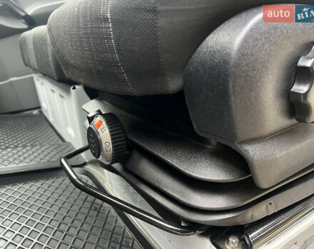 Белый Мерседес Sprinter, объемом двигателя 3 л и пробегом 360 тыс. км за 21500 $, фото 16 на Automoto.ua