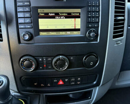 Білий Мерседес Sprinter, об'ємом двигуна 2.99 л та пробігом 380 тис. км за 19450 $, фото 18 на Automoto.ua