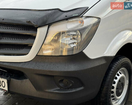 Белый Мерседес Sprinter, объемом двигателя 2.99 л и пробегом 518 тыс. км за 18999 $, фото 10 на Automoto.ua