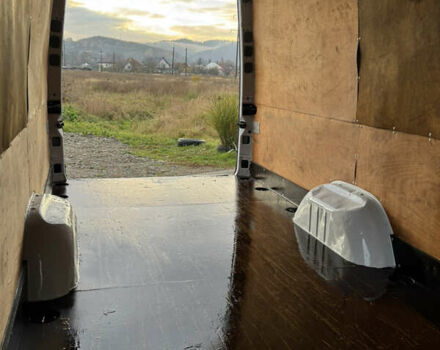 Белый Мерседес Sprinter, объемом двигателя 2.99 л и пробегом 518 тыс. км за 18999 $, фото 45 на Automoto.ua