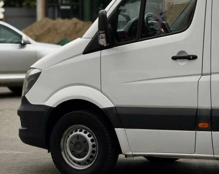 Мерседес Sprinter 2015 в Черновцах на Automoto.ua Белый Мерседес Sprinter, объемом двигателя 2.14 л и пробегом 306 тыс. км за 15800 $, фото 4 на Automoto.ua