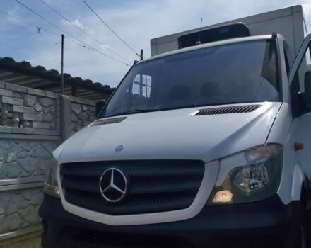 Белый Мерседес Sprinter, объемом двигателя 2.1 л и пробегом 163 тыс. км за 16000 $, фото 2 на Automoto.ua