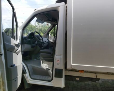 Белый Мерседес Sprinter, объемом двигателя 2.1 л и пробегом 163 тыс. км за 16000 $, фото 5 на Automoto.ua
