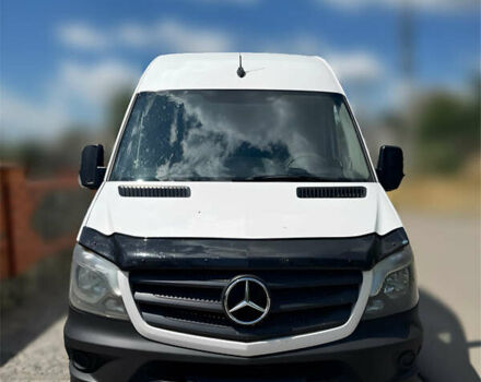 Белый Мерседес Sprinter, объемом двигателя 2.69 л и пробегом 393 тыс. км за 16000 $, фото 1 на Automoto.ua