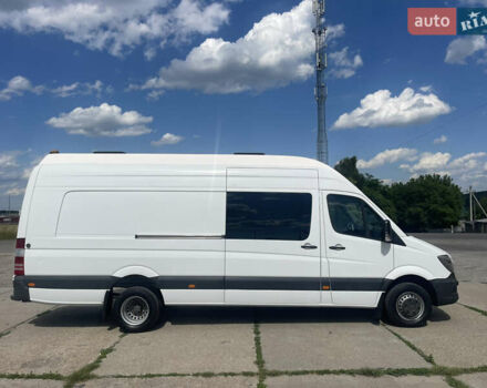 Белый Мерседес Sprinter, объемом двигателя 2.2 л и пробегом 195 тыс. км за 38500 $, фото 5 на Automoto.ua
