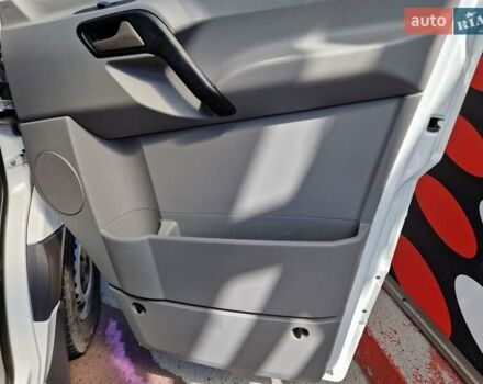 Белый Мерседес Sprinter, объемом двигателя 2.2 л и пробегом 340 тыс. км за 17500 $, фото 18 на Automoto.ua