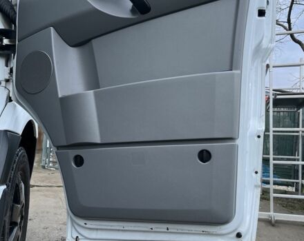 Белый Мерседес Sprinter, объемом двигателя 3 л и пробегом 498 тыс. км за 37131 $, фото 11 на Automoto.ua