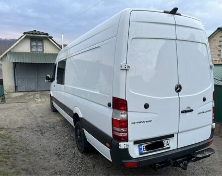 Белый Мерседес Sprinter, объемом двигателя 3 л и пробегом 498 тыс. км за 37131 $, фото 3 на Automoto.ua