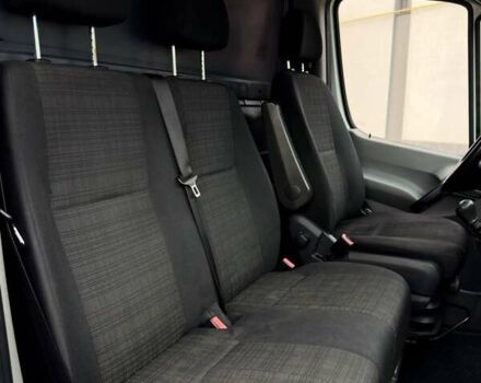 Мерседес Sprinter 2015 в Черновцах на Automoto.ua Белый Мерседес Sprinter, объемом двигателя 2.14 л и пробегом 306 тыс. км за 15800 $, фото 15 на Automoto.ua