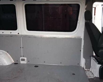 Белый Мерседес Sprinter, объемом двигателя 2.2 л и пробегом 290 тыс. км за 13200 $, фото 24 на Automoto.ua