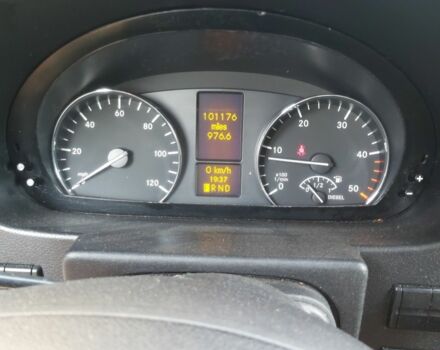 Белый Мерседес Sprinter, объемом двигателя 2.1 л и пробегом 163 тыс. км за 16000 $, фото 7 на Automoto.ua