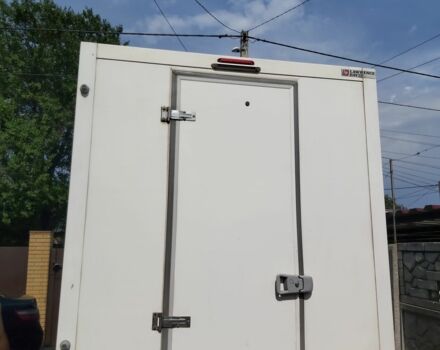 Белый Мерседес Sprinter, объемом двигателя 2.1 л и пробегом 163 тыс. км за 16000 $, фото 3 на Automoto.ua