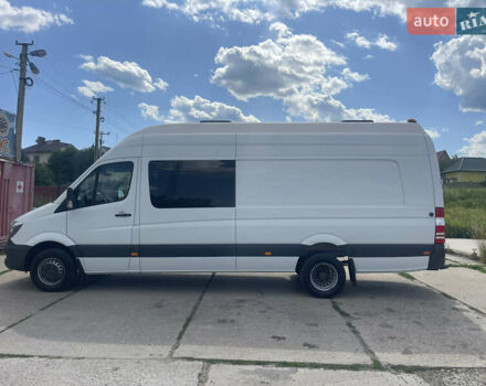 Белый Мерседес Sprinter, объемом двигателя 2.2 л и пробегом 195 тыс. км за 38500 $, фото 3 на Automoto.ua