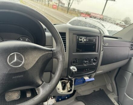 Белый Мерседес Sprinter, объемом двигателя 2.2 л и пробегом 220 тыс. км за 16500 $, фото 10 на Automoto.ua