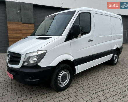 Белый Мерседес Sprinter, объемом двигателя 2.2 л и пробегом 272 тыс. км за 14800 $, фото 1 на Automoto.ua