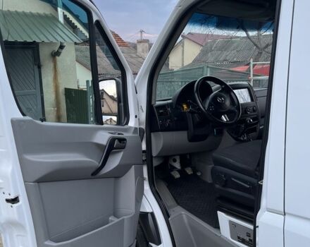 Белый Мерседес Sprinter, объемом двигателя 3 л и пробегом 498 тыс. км за 37131 $, фото 5 на Automoto.ua