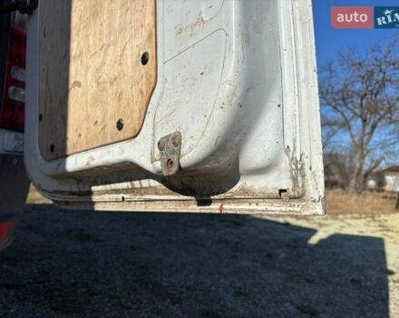 Белый Мерседес Sprinter, объемом двигателя 2.14 л и пробегом 420 тыс. км за 5800 $, фото 13 на Automoto.ua