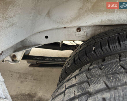 Белый Мерседес Sprinter, объемом двигателя 2.2 л и пробегом 195 тыс. км за 38500 $, фото 29 на Automoto.ua