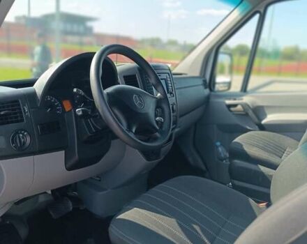 Белый Мерседес Sprinter, объемом двигателя 3 л и пробегом 280 тыс. км за 24999 $, фото 18 на Automoto.ua