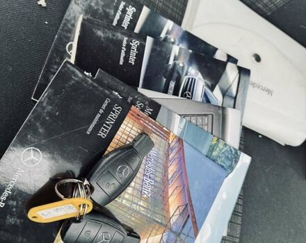 Белый Мерседес Sprinter, объемом двигателя 2.2 л и пробегом 298 тыс. км за 13900 $, фото 64 на Automoto.ua