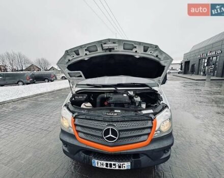 Белый Мерседес Sprinter, объемом двигателя 2.2 л и пробегом 298 тыс. км за 13900 $, фото 52 на Automoto.ua