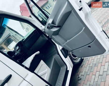 Белый Мерседес Sprinter, объемом двигателя 0 л и пробегом 3 тыс. км за 17900 $, фото 12 на Automoto.ua