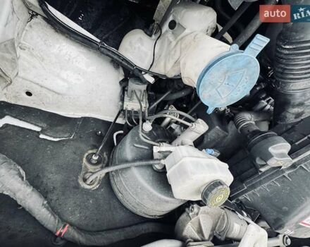 Белый Мерседес Sprinter, объемом двигателя 2.2 л и пробегом 298 тыс. км за 13900 $, фото 51 на Automoto.ua