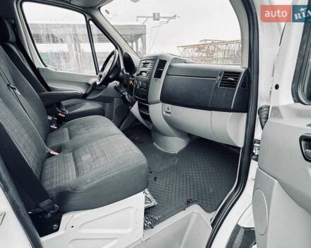 Белый Мерседес Sprinter, объемом двигателя 2.2 л и пробегом 298 тыс. км за 13900 $, фото 62 на Automoto.ua