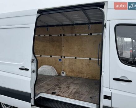 Белый Мерседес Sprinter, объемом двигателя 2.2 л и пробегом 298 тыс. км за 13900 $, фото 20 на Automoto.ua