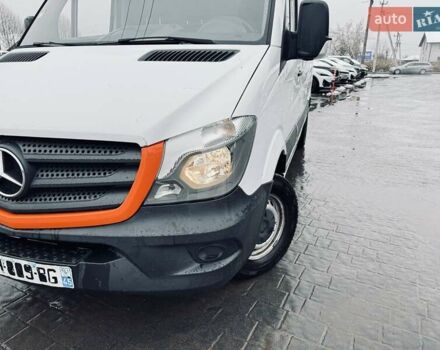 Белый Мерседес Sprinter, объемом двигателя 2.2 л и пробегом 298 тыс. км за 13900 $, фото 31 на Automoto.ua