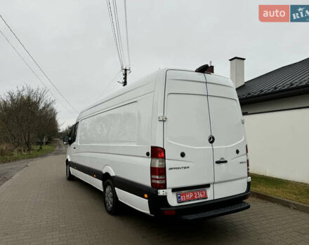 Белый Мерседес Sprinter, объемом двигателя 2.2 л и пробегом 245 тыс. км за 18800 $, фото 7 на Automoto.ua