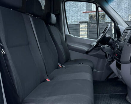 Белый Мерседес Sprinter, объемом двигателя 2.2 л и пробегом 245 тыс. км за 18800 $, фото 13 на Automoto.ua