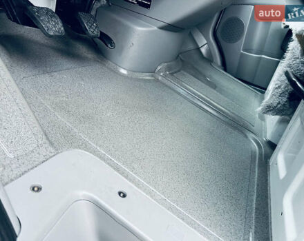 Белый Мерседес Sprinter, объемом двигателя 2.1 л и пробегом 410 тыс. км за 17500 $, фото 7 на Automoto.ua