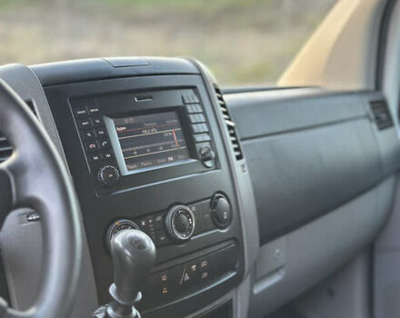 Белый Мерседес Sprinter, объемом двигателя 0 л и пробегом 218 тыс. км за 28837 $, фото 12 на Automoto.ua