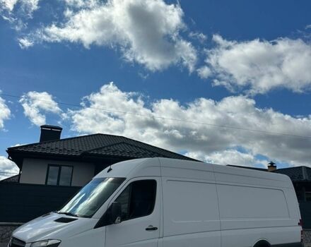 Белый Мерседес Sprinter, объемом двигателя 2.1 л и пробегом 312 тыс. км за 14600 $, фото 3 на Automoto.ua
