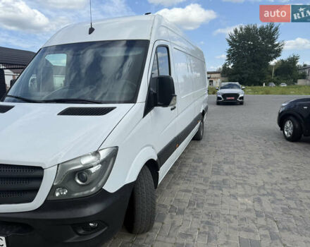 Белый Мерседес Sprinter, объемом двигателя 2.2 л и пробегом 325 тыс. км за 19000 $, фото 7 на Automoto.ua