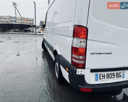 Белый Мерседес Sprinter, объемом двигателя 2.2 л и пробегом 298 тыс. км за 13900 $, фото 28 на Automoto.ua