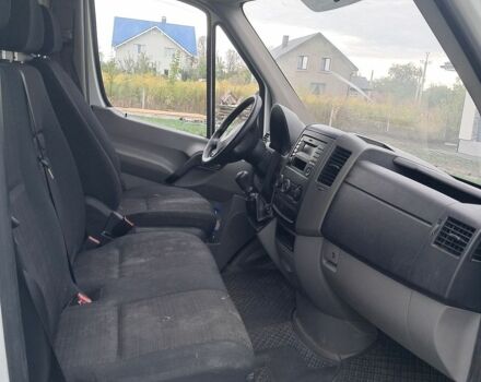 Белый Мерседес Sprinter, объемом двигателя 2.2 л и пробегом 272 тыс. км за 20919 $, фото 4 на Automoto.ua