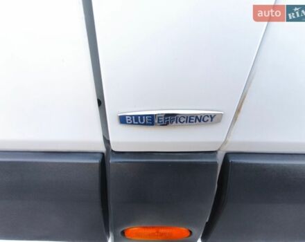 Білий Мерседес Sprinter, об'ємом двигуна 0 л та пробігом 291 тис. км за 29500 $, фото 27 на Automoto.ua