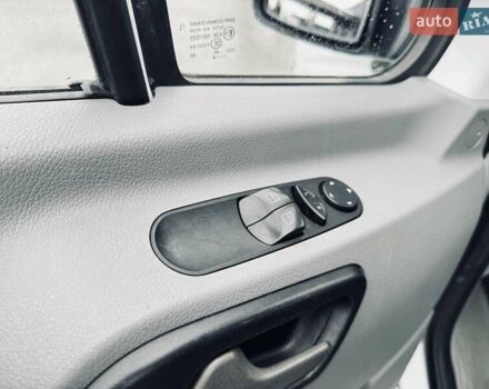 Белый Мерседес Sprinter, объемом двигателя 2.2 л и пробегом 298 тыс. км за 13900 $, фото 35 на Automoto.ua