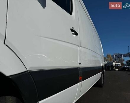 Мерседес Sprinter 2016 у Вінниці на Automoto.ua Білий Мерседес Sprinter, об'ємом двигуна 2.2 л та пробігом 316 тис. км за 14999 $, фото 15 на Automoto.ua