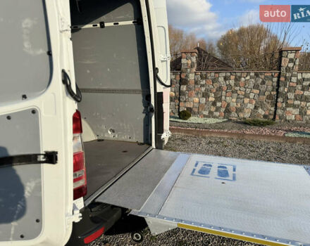 Белый Мерседес Sprinter, объемом двигателя 1.8 л и пробегом 378 тыс. км за 18300 $, фото 58 на Automoto.ua