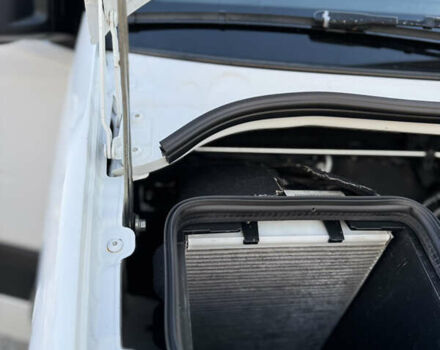 Белый Мерседес Sprinter, объемом двигателя 1.8 л и пробегом 378 тыс. км за 18300 $, фото 82 на Automoto.ua