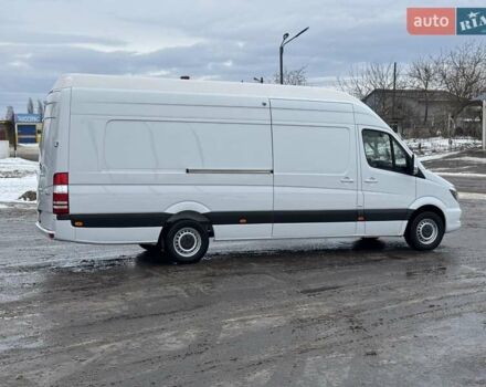 Белый Мерседес Sprinter, объемом двигателя 2.2 л и пробегом 336 тыс. км за 23000 $, фото 14 на Automoto.ua