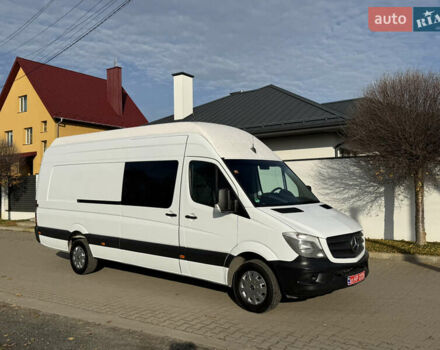 Белый Мерседес Sprinter, объемом двигателя 2.2 л и пробегом 316 тыс. км за 18900 $, фото 1 на Automoto.ua