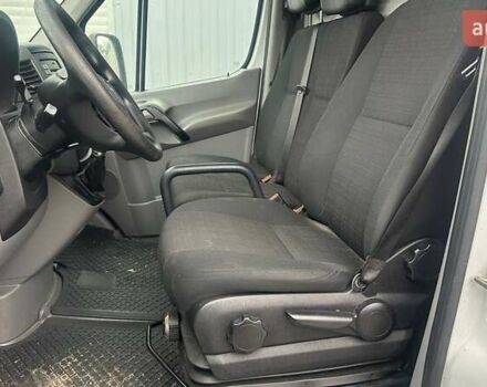 Білий Мерседес Sprinter, об'ємом двигуна 3 л та пробігом 364 тис. км за 28000 $, фото 6 на Automoto.ua