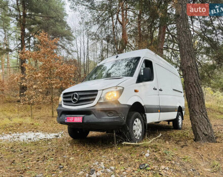 Белый Мерседес Sprinter, объемом двигателя 2.2 л и пробегом 1 тыс. км за 36000 $, фото 3 на Automoto.ua